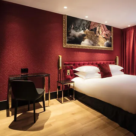 Eiffel Petit Louvre Hotell 3*