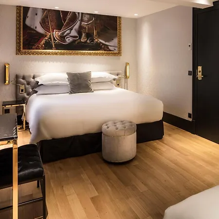 Hotell Eiffel Petit Louvre 3*