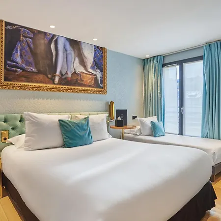 Eiffel Petit Louvre Hotel