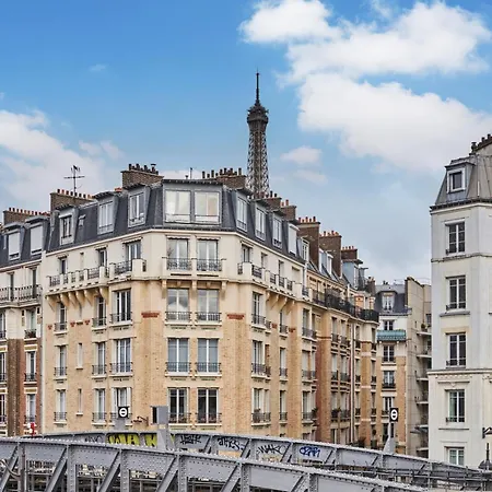 Eiffel Petit Louvre 3* 巴黎