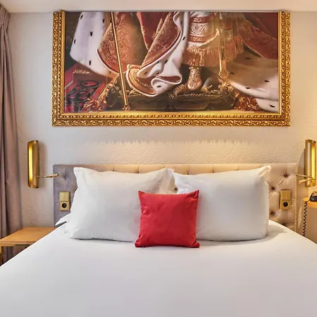 فندق Eiffel Petit Louvre