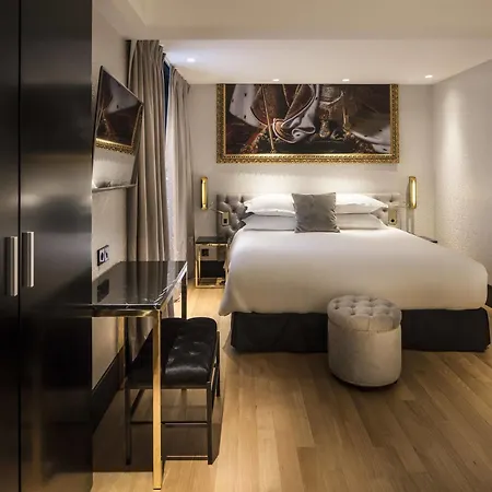 Eiffel Petit Louvre Hotel 3*