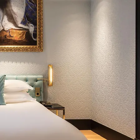 Eiffel Petit Louvre Hotel Parijs