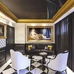 Eiffel Petit Louvre Hotel 3*