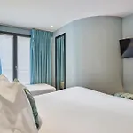 Hotel Eiffel Petit Louvre Paris