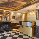 Hotel Eiffel Petit Louvre 3*