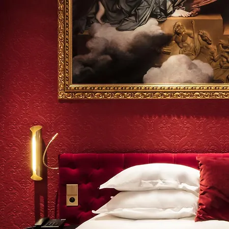 Eiffel Petit Louvre Hotel 3*