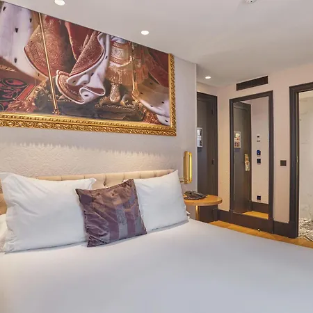 Eiffel Petit Louvre 3* Paris